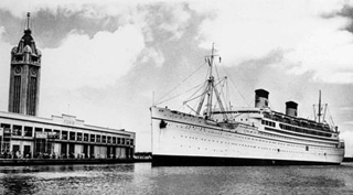 Georgia O'Keeffe sailed for Hawaii aboard the SS Lurline