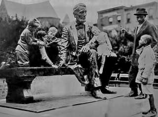Lincoln Statue Newark